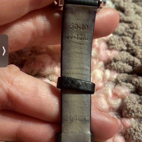 Preloved Vintage Tiffany&Co Black calfskin band wrist watch for women - Picture 7 of 15